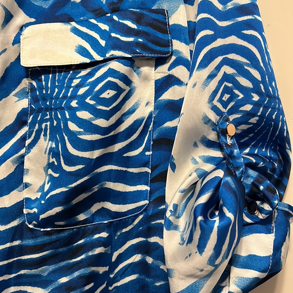 Cache Front Button Down Animal Point Size. M - image 5